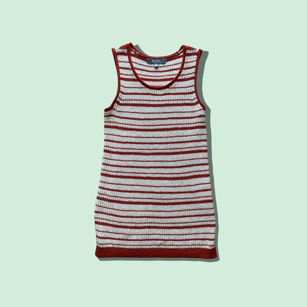MARLED WOMENS SIZE SMALL ORANGE AND WHITE STRIPPED CROCHET TANK TOP USED